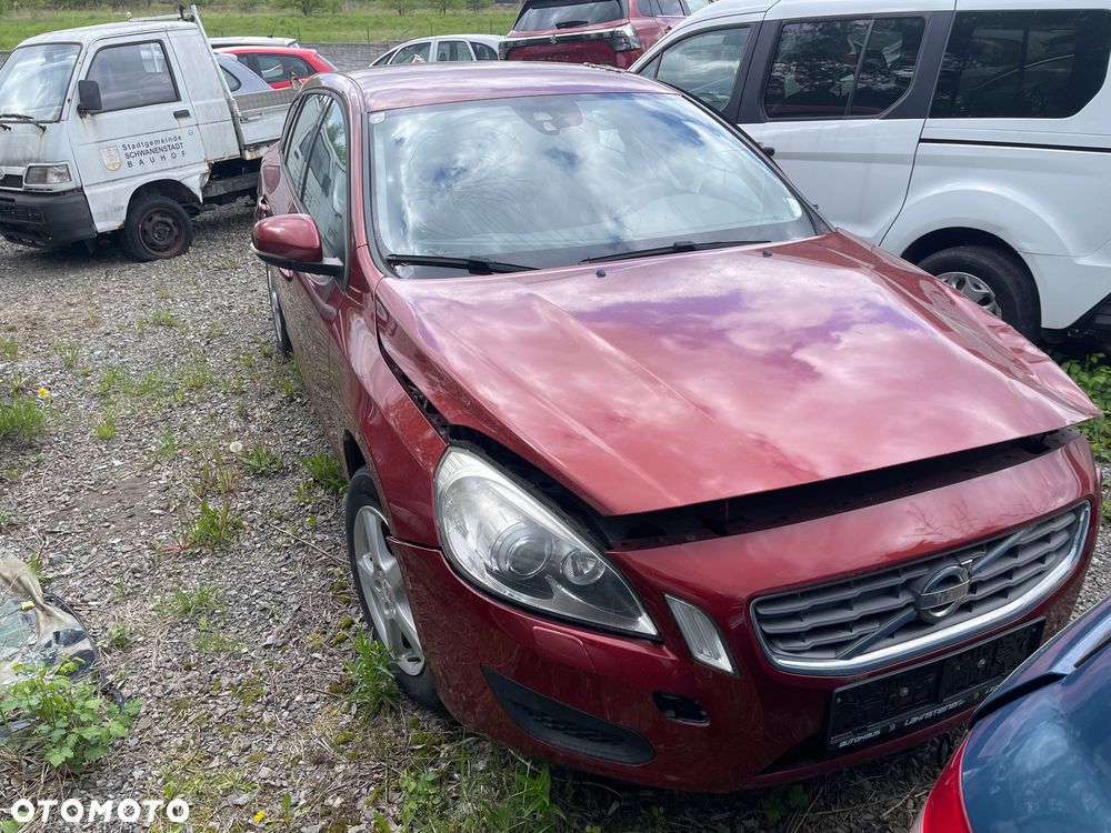 Volvo V60 D2 Momentum - 5