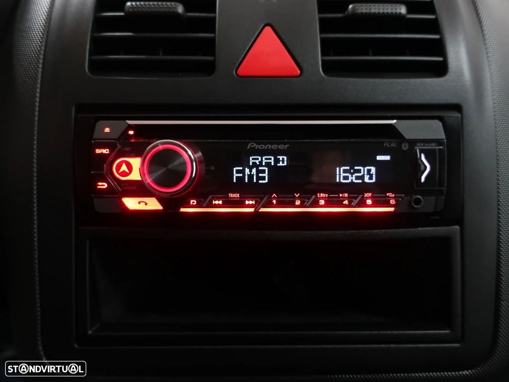 VW Polo 1.0 Confortline - 18