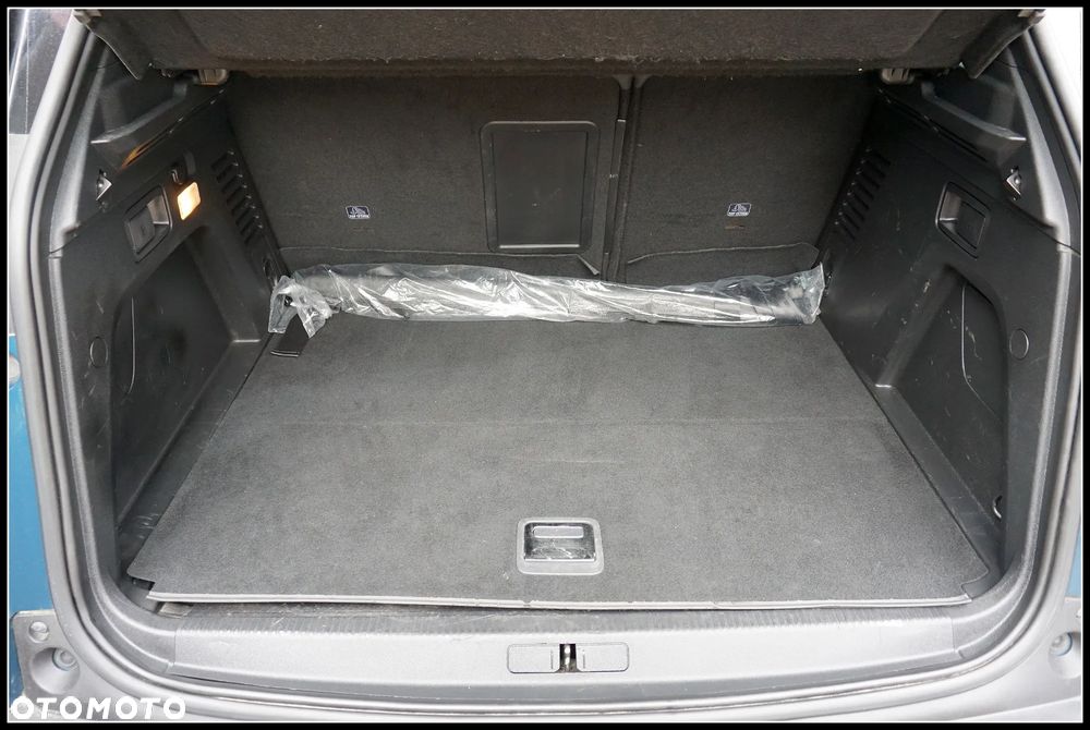 Peugeot 3008 225 e-EAT8 GT Pack - 11