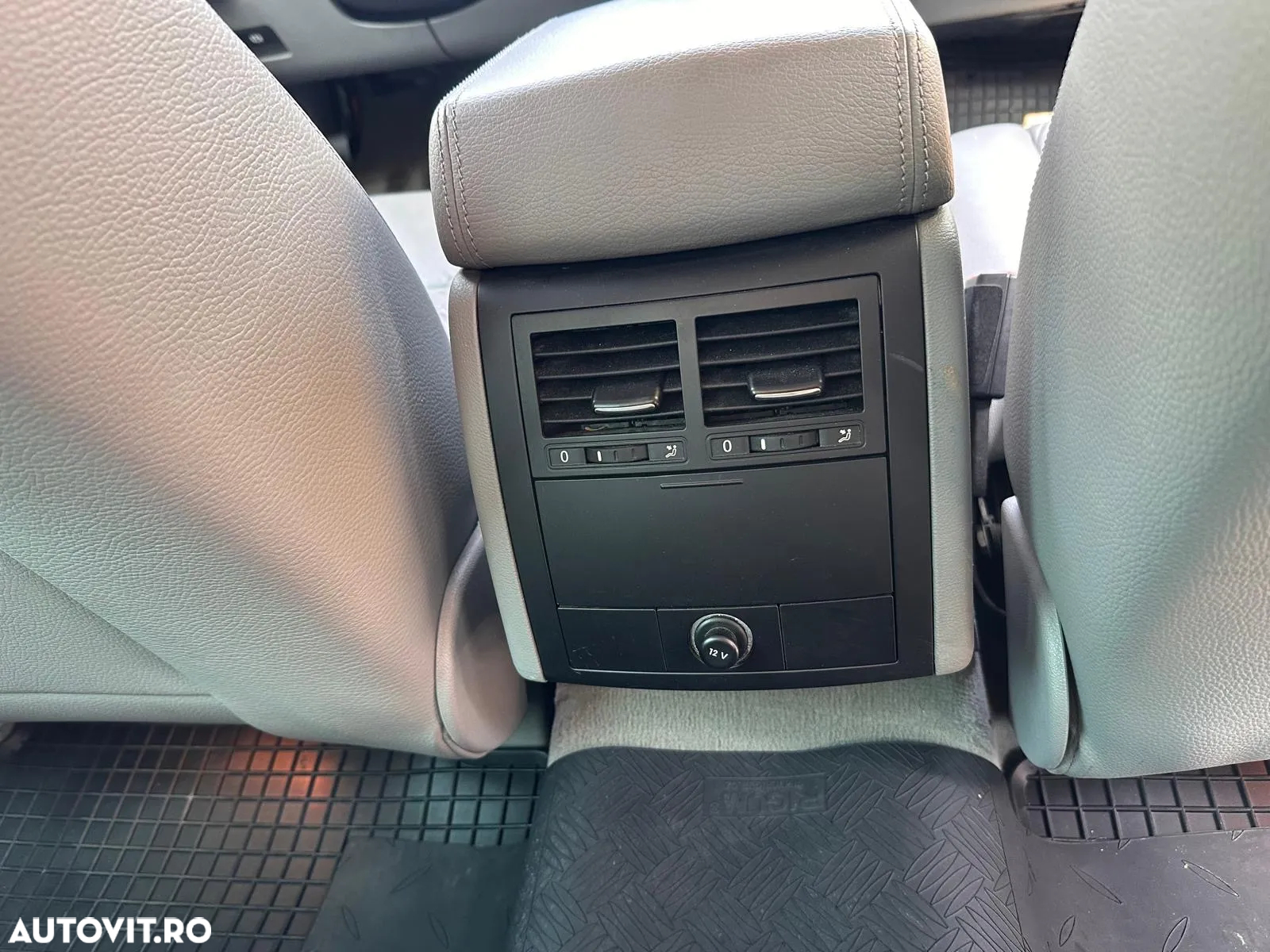 Volkswagen Touareg - 14