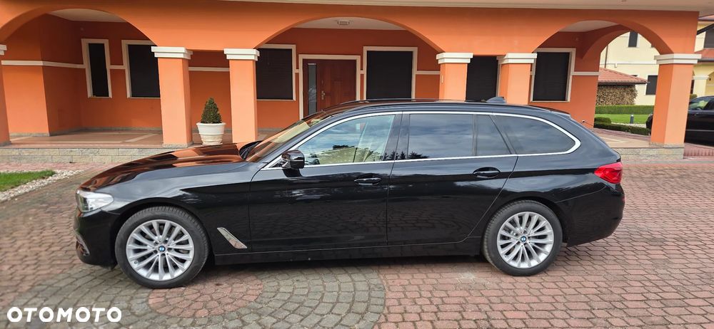 BMW Seria 5 520d Luxury Line - 3