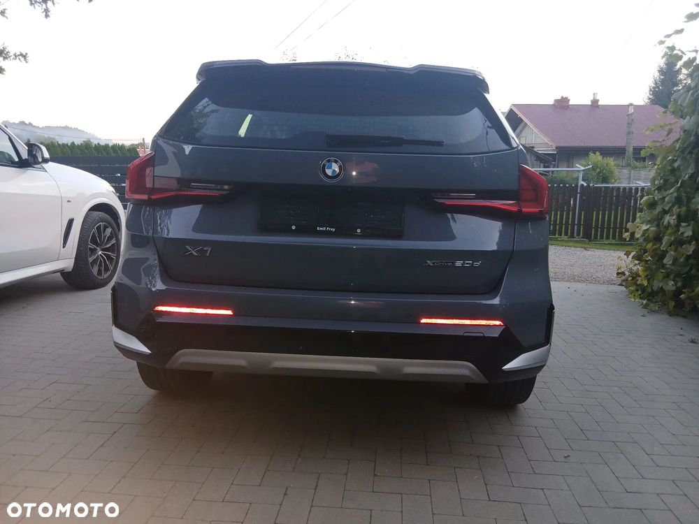 BMW X1 xDrive20d mHEV xLine - 3