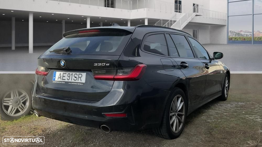 BMW 330 e Auto - 3