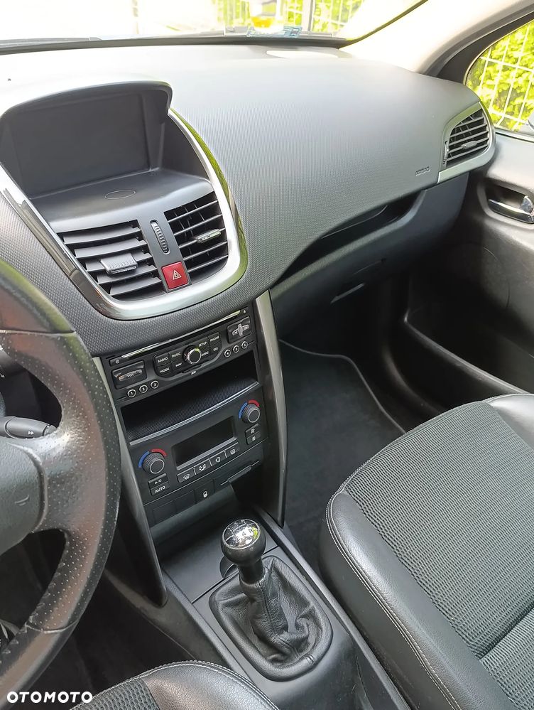 Peugeot 207 1.6 Premium - 13