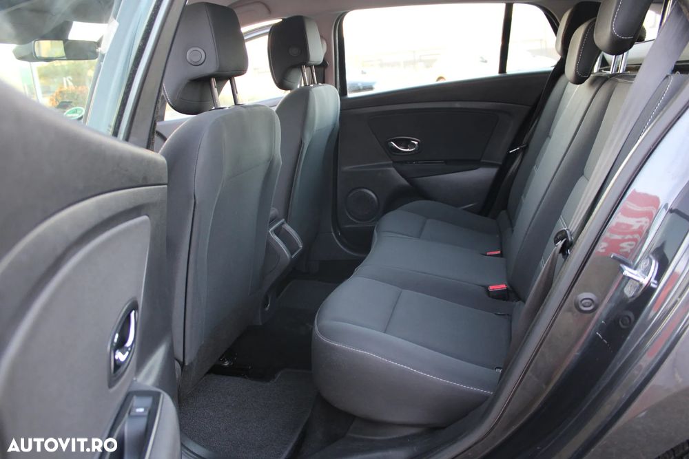 Renault Megane dCi 110 FAP Paris - 13