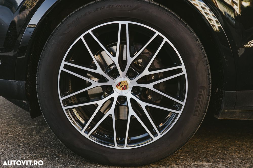 Porsche Cayenne Standard - 6