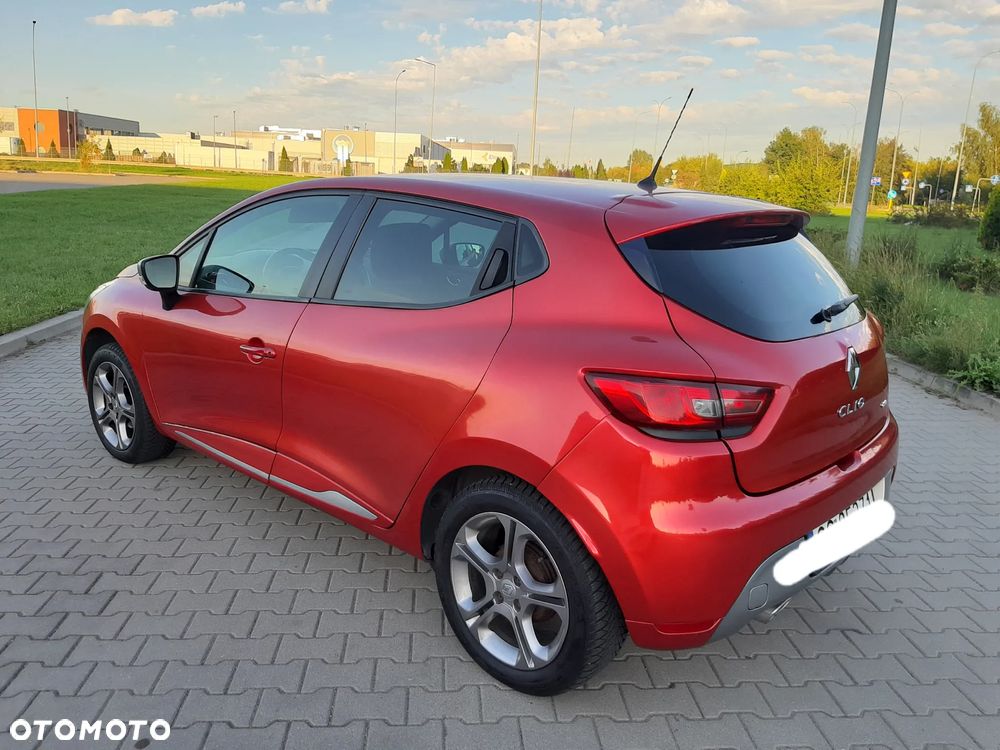 Renault Clio - 13