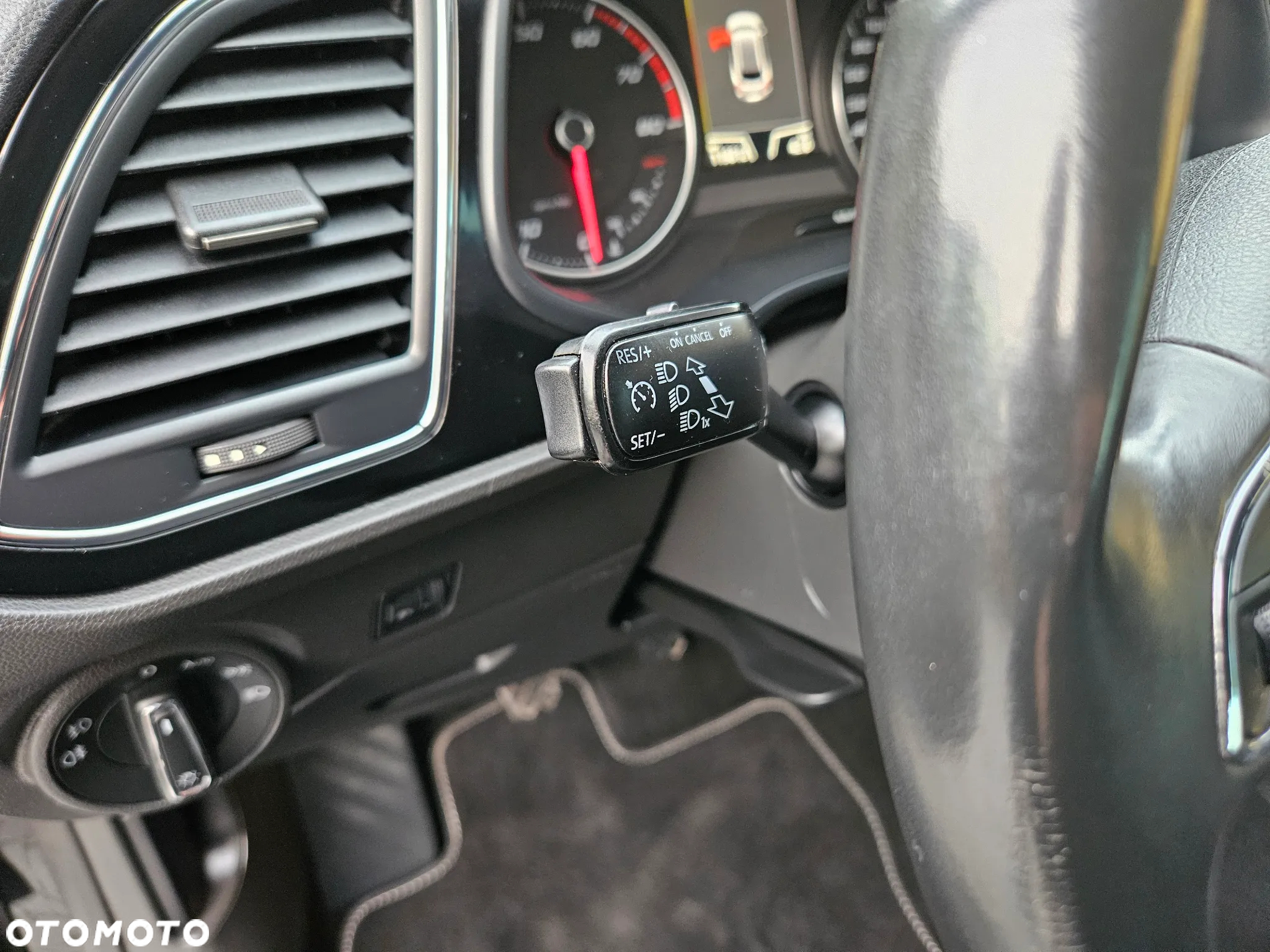 Seat Leon ST 1.2 TSI Start&Stop CONNECT - 24