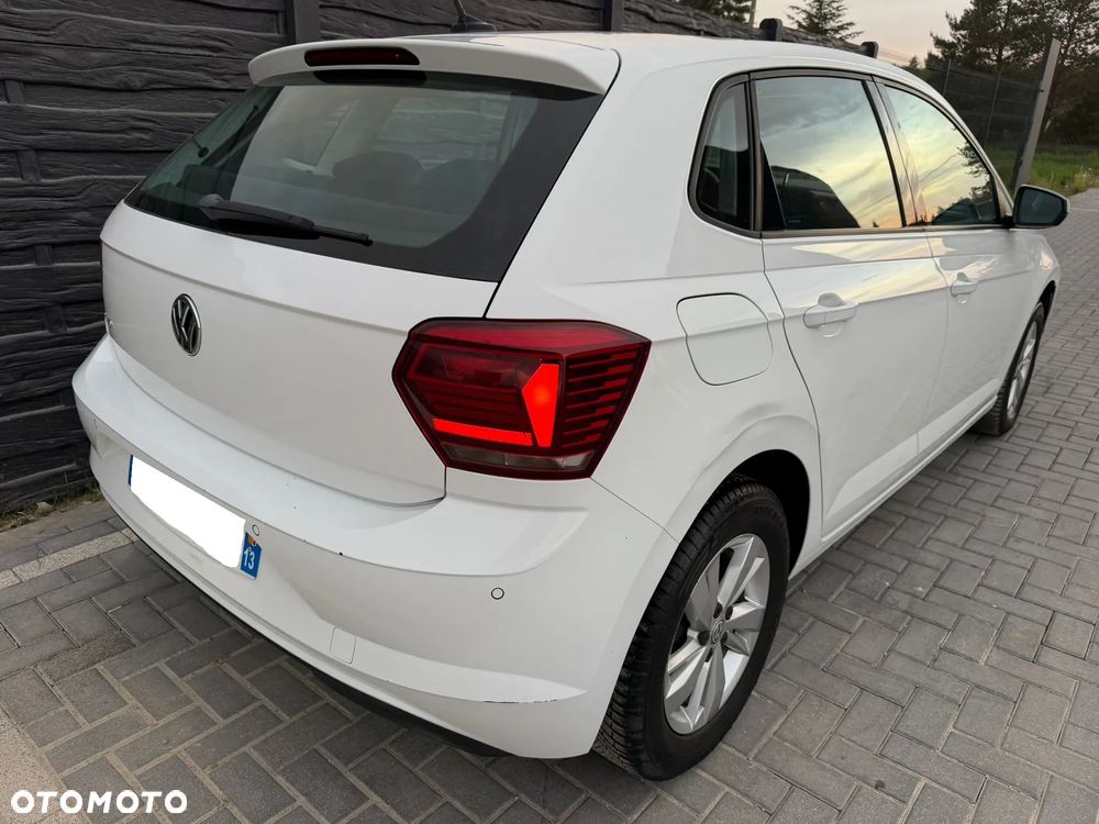 Volkswagen Polo 1.6 TDI SCR DSG Comfortline - 16