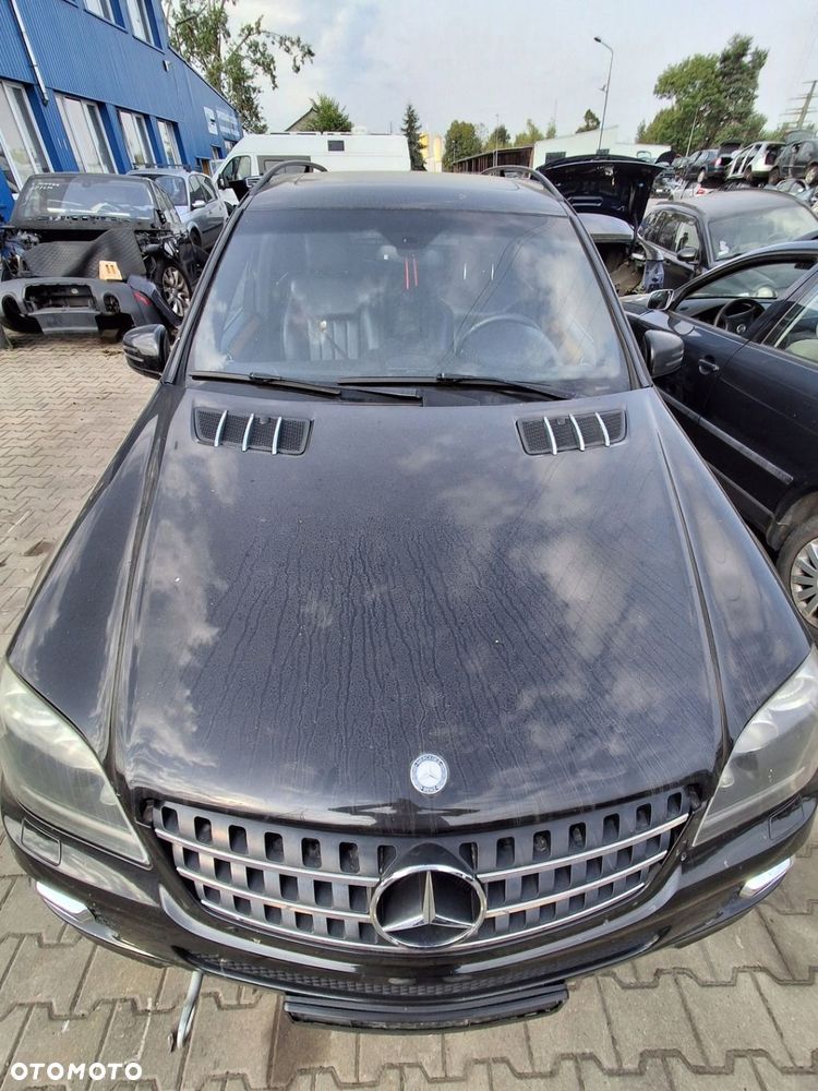 MERCEDES ML W164 LIFT 08-11 maska pokrywa silnika C197 - 2