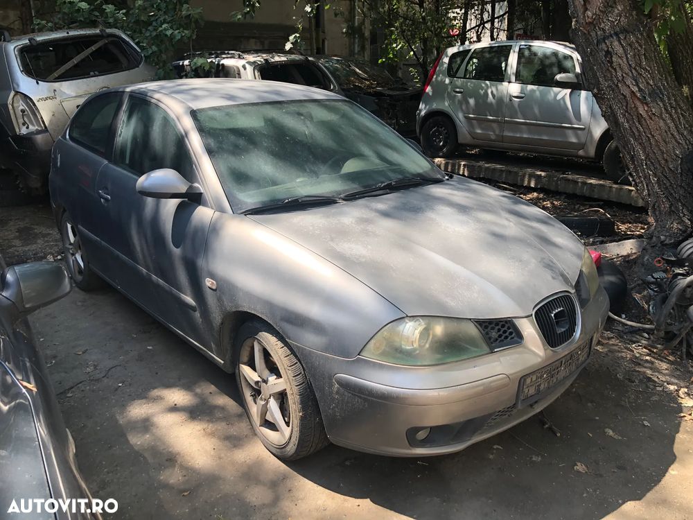 Dezmembrez Seat Ibiza 2005 1.4 benzina coupe - 2