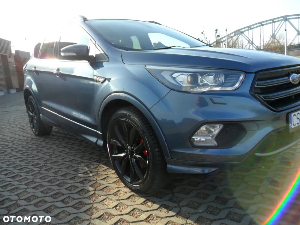 Ford Kuga 1.5 TDCi 2x4 ST-Line - 11
