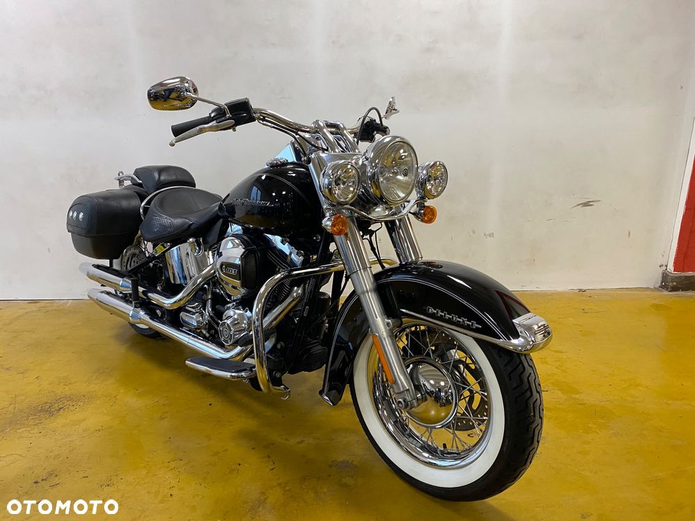 Harley-Davidson Softail Deluxe - 3