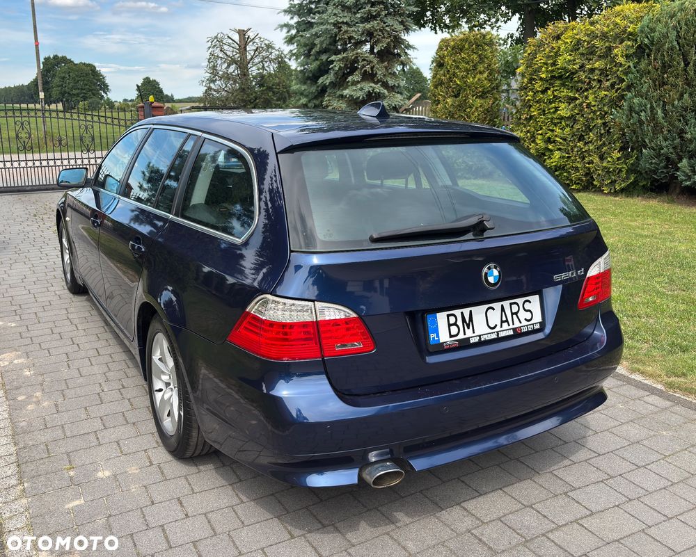 BMW Seria 5 520d - 4
