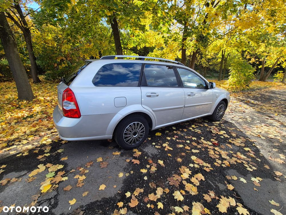 Chevrolet Nubira - 28