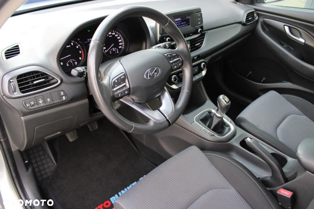 Hyundai i30 - 17