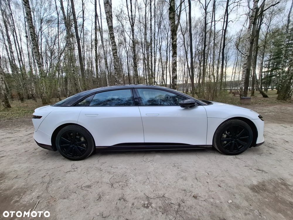 Lucid Air - 8