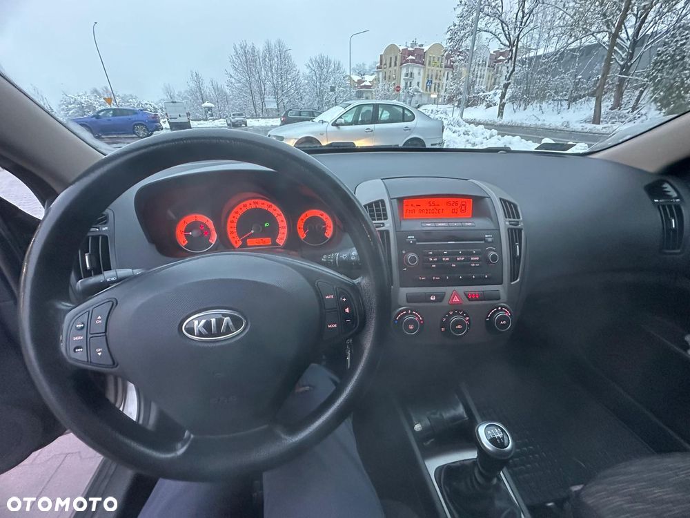 Kia Ceed - 2