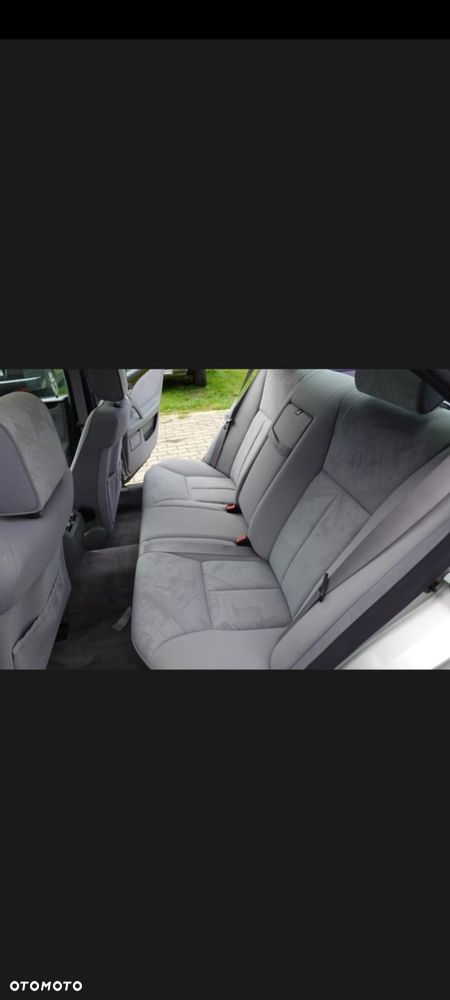 Mercedes-Benz Klasa E 290 TD Elegance - 22