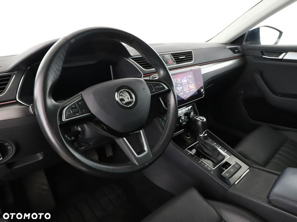 Skoda Superb 2.0 TDI 4x4 DSG Premium Edition - 15