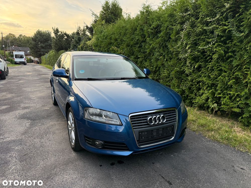 Audi A3 Sportback 1.8 TFSI Attraction - 2
