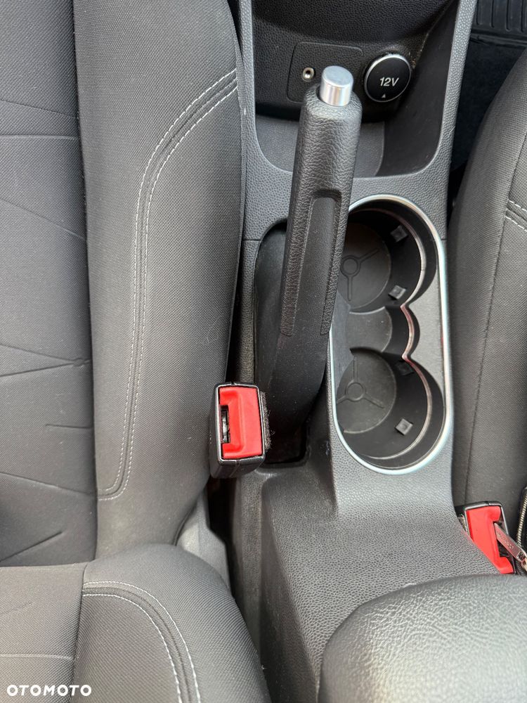 Ford Fiesta 1.4 Trend - 13