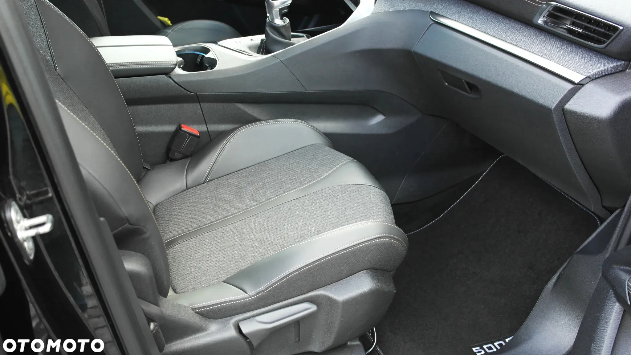 Peugeot 5008 1.5 BlueHDi GT S&S - 10