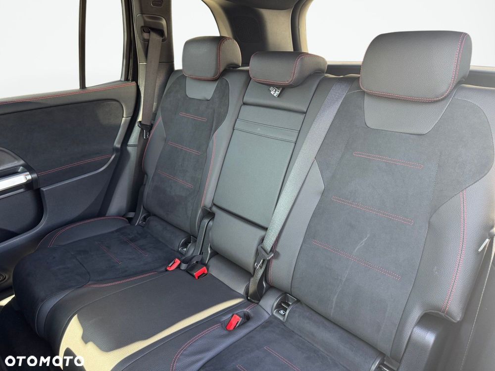 Mercedes-Benz GLB 200 d AMG Line 8G-DCT - 11