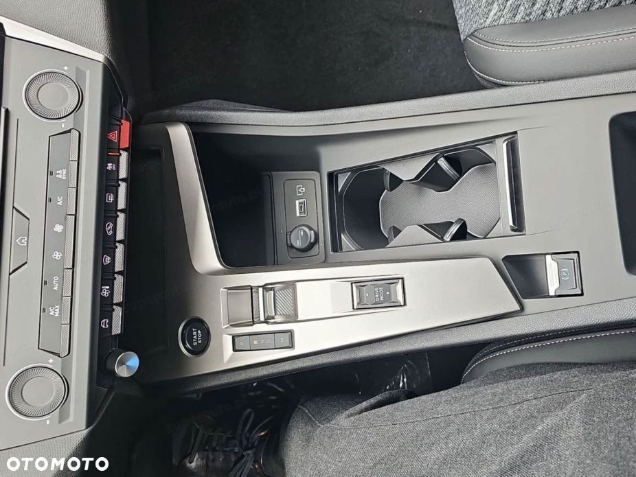 Peugeot 308 - 7
