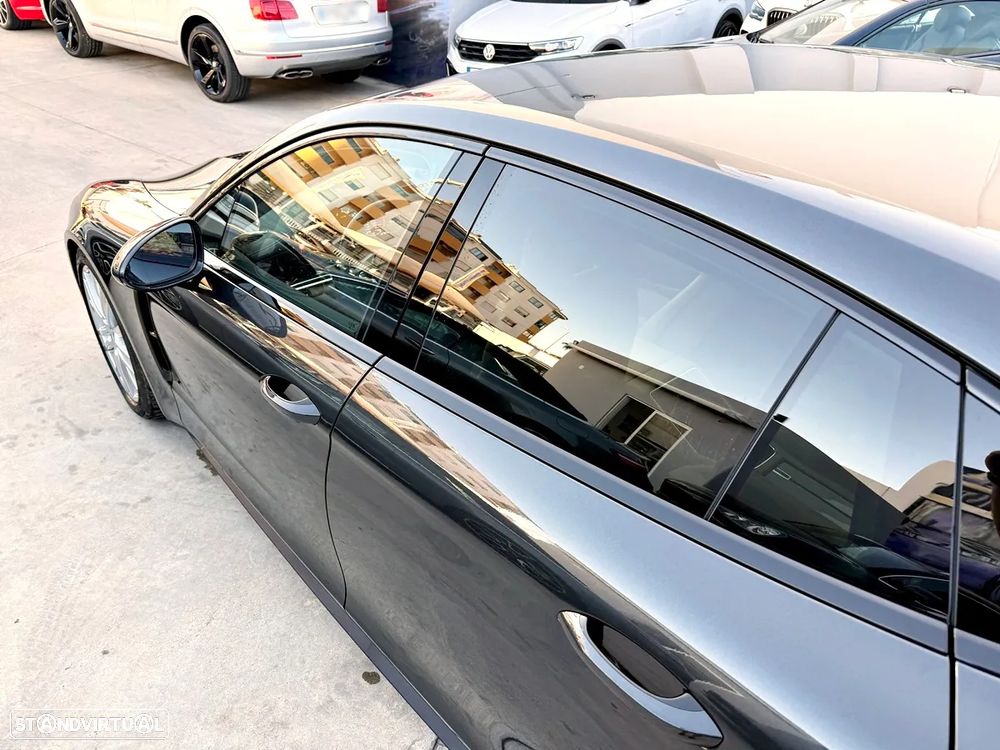 Porsche Panamera 4 E-Hybrid Platinum Edition - 52