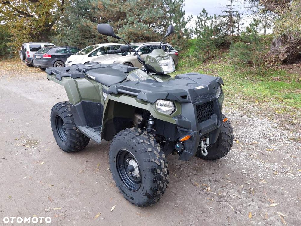 Polaris Sportsman - 1