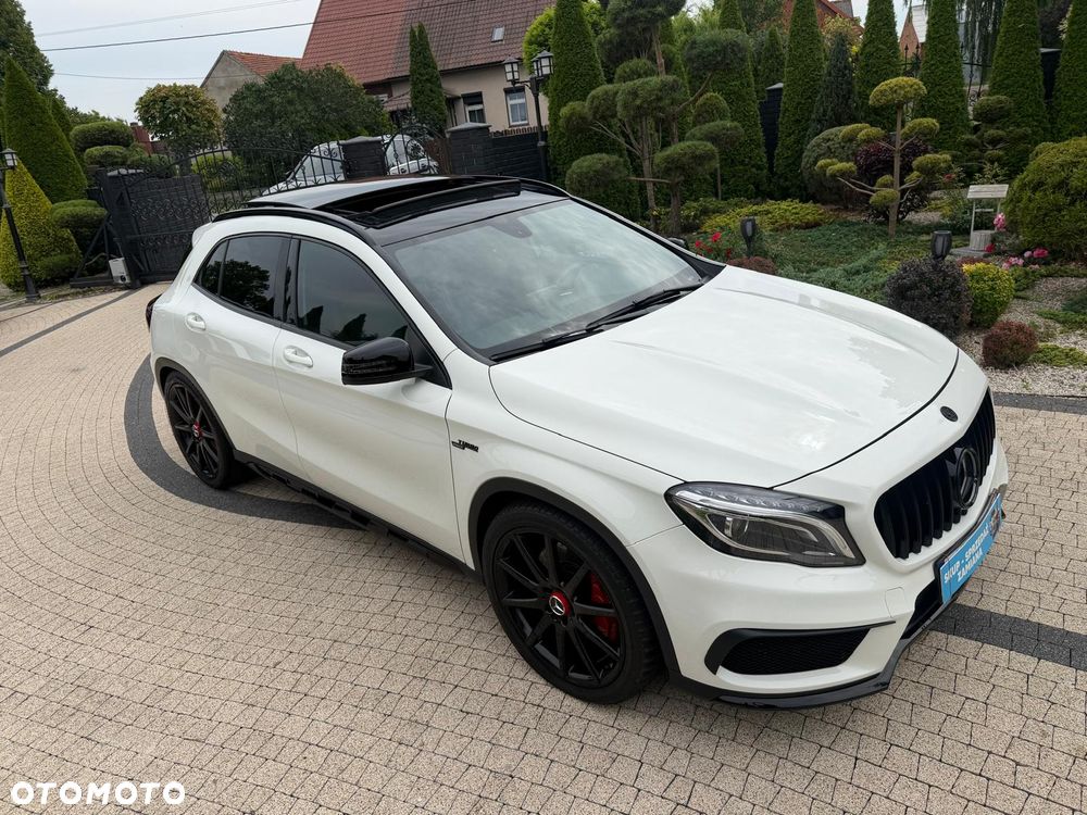 Mercedes-Benz GLA 45 AMG 4Matic 7G-DCT - 2