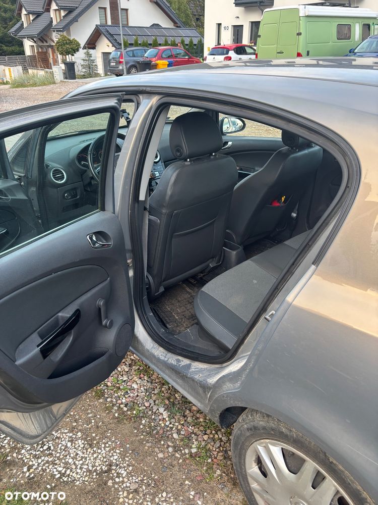Opel Corsa 2010 photo 3