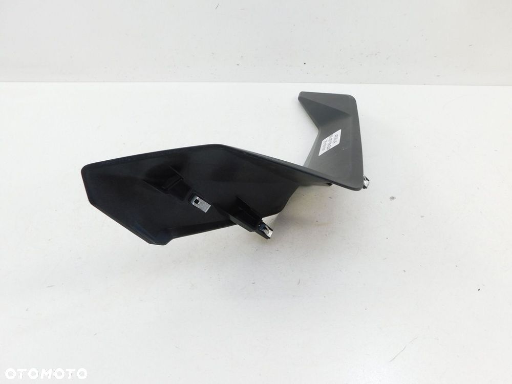 APRILIA SR GT 125 200 WYPEŁNIENIE LEWE - 4