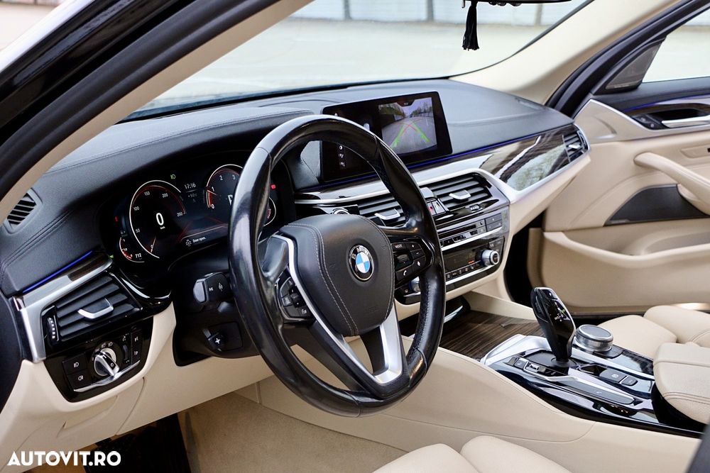 BMW Seria 5 520d Aut. Luxury Line - 11