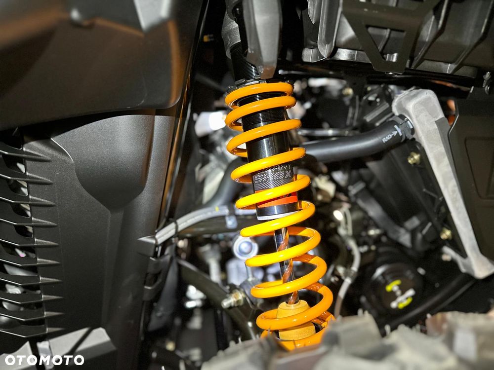 Can-Am Outlander Max - 9