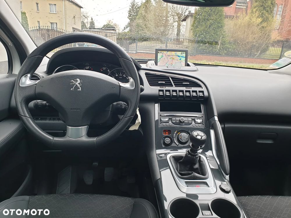 Peugeot 3008 HDi 150 Allure - 6