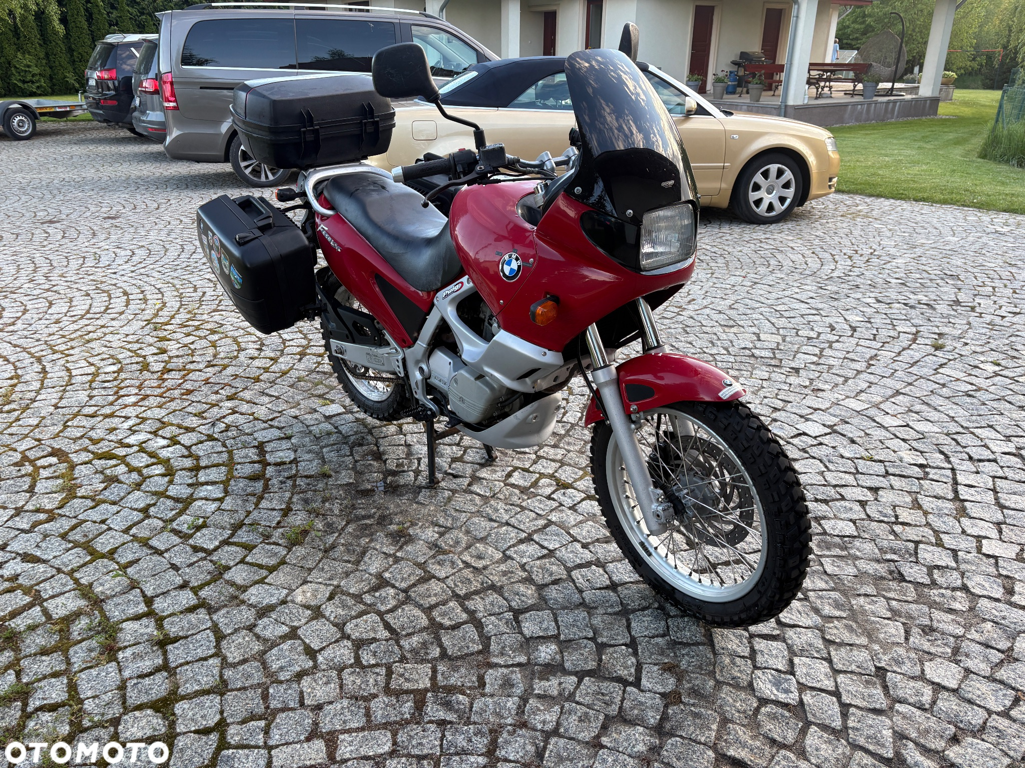 BMW F