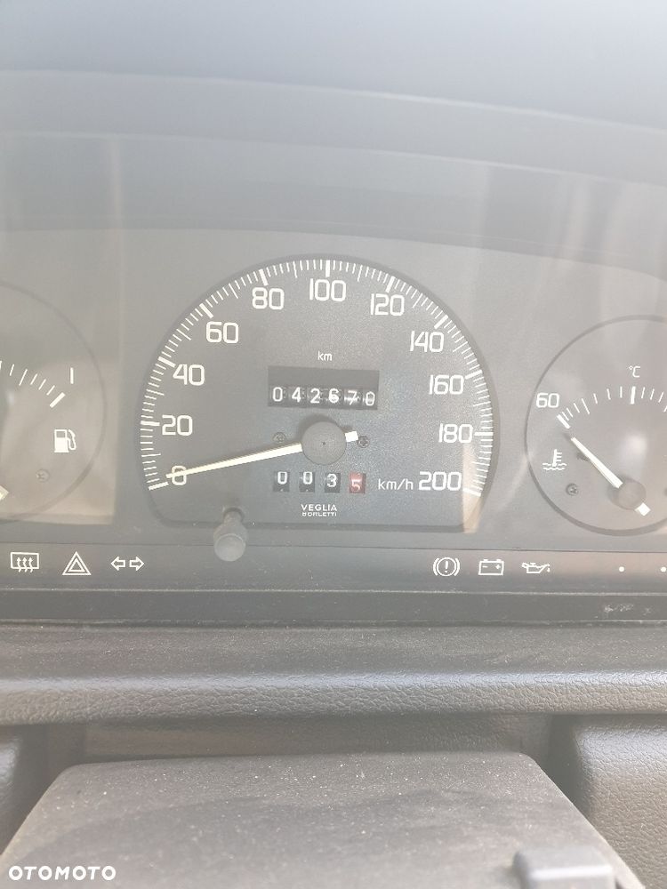 FIAT UNO - 1,4 -1995R - CAŁY NA CZĘŚCI - 3