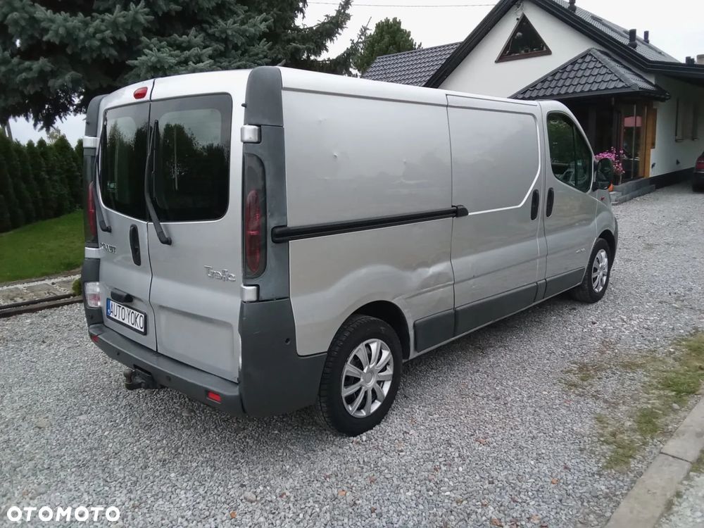 Opel Vivaro - 22