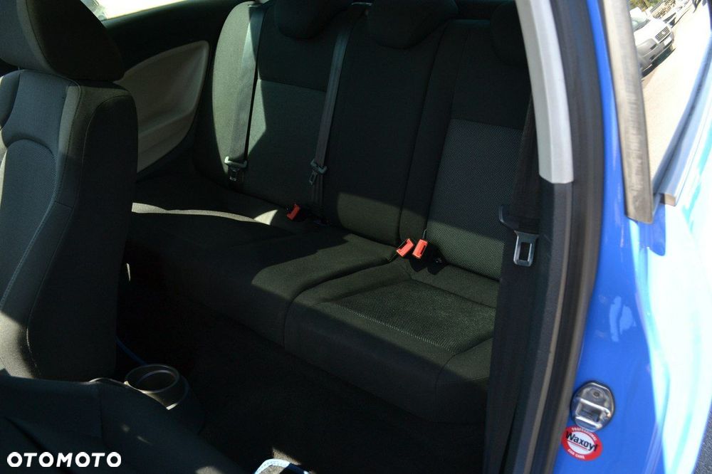 Seat Ibiza 1.6 16V Reference - 6