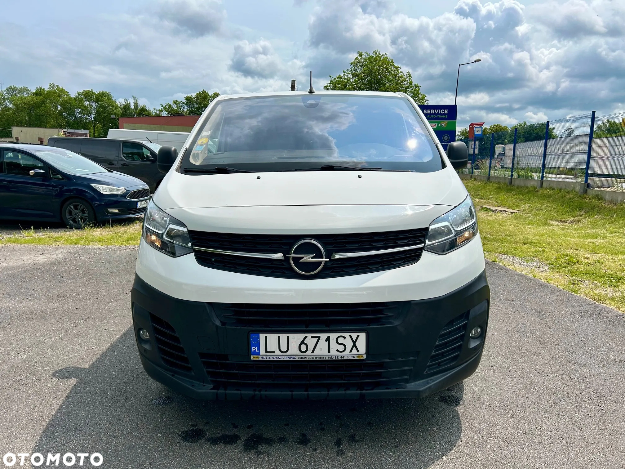 Opel Vivaro - 2