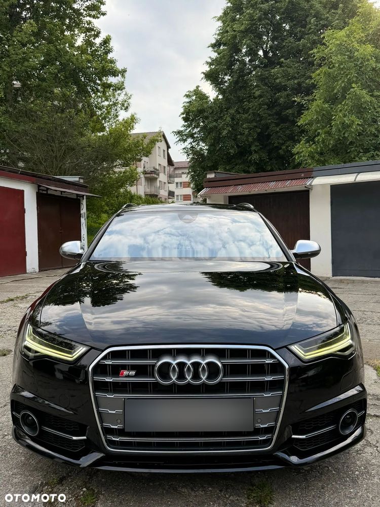 Audi S6 Avant - 29
