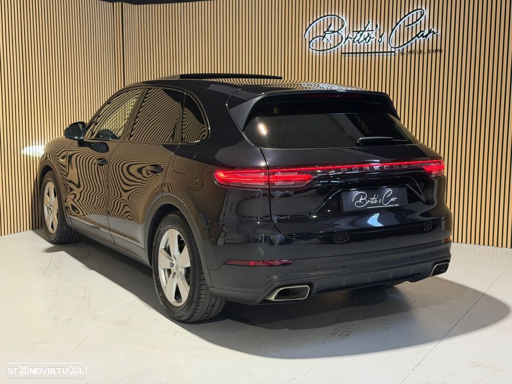 Porsche Cayenne E-Hybrid - 4