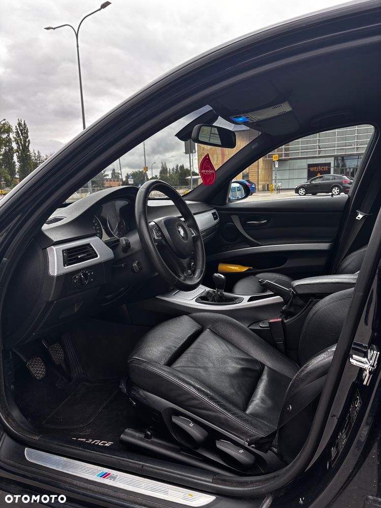 BMW Seria 3 320d - 10