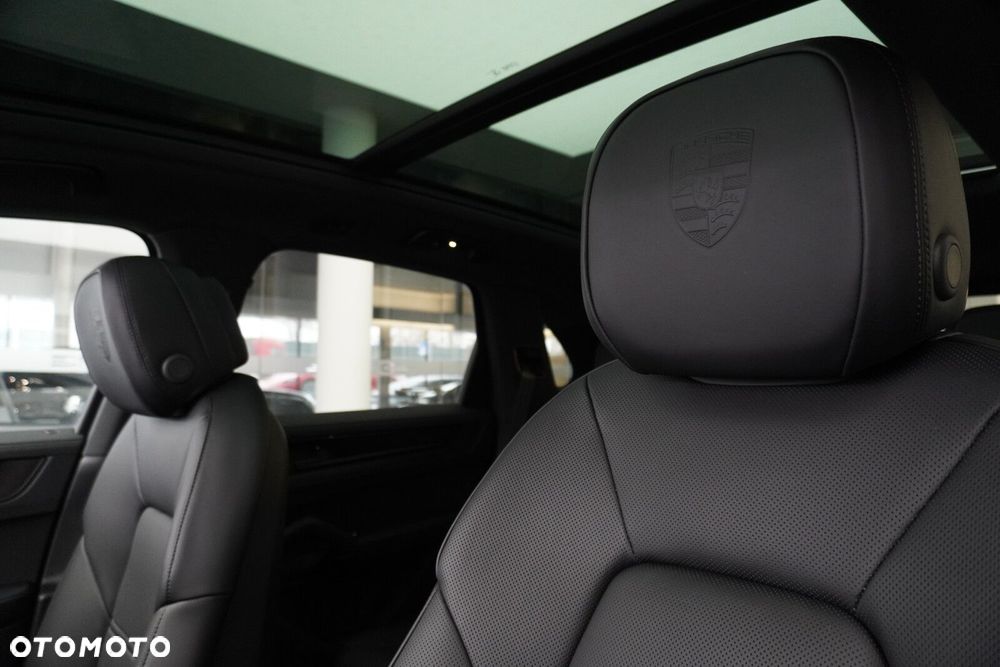 Porsche Cayenne E-Hybrid PHEV - 24