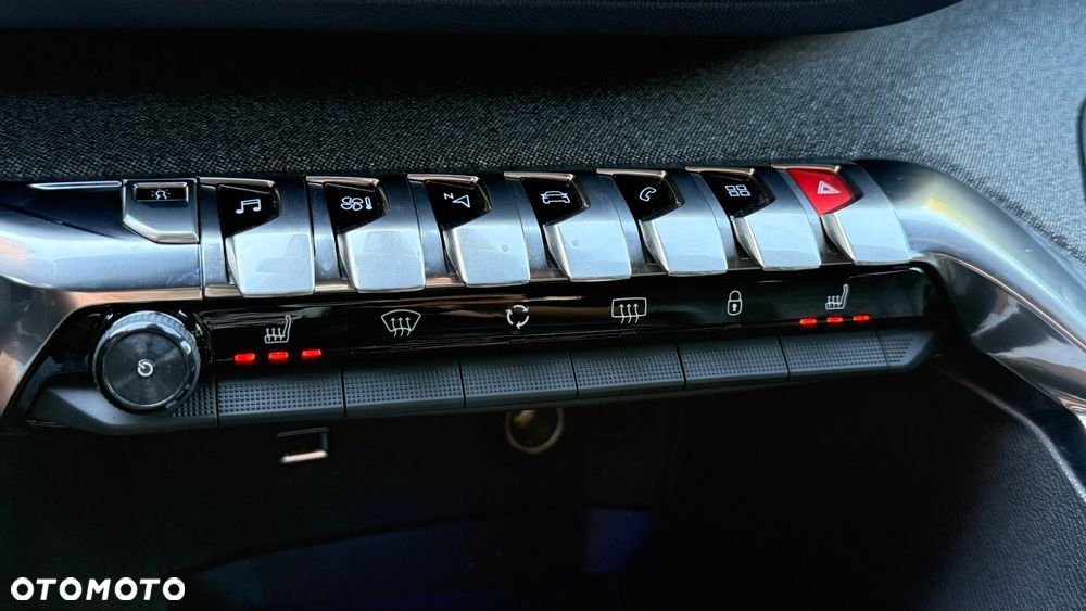 Peugeot 3008 BlueHDi 180 Stop & Start EAT8 GT - 33