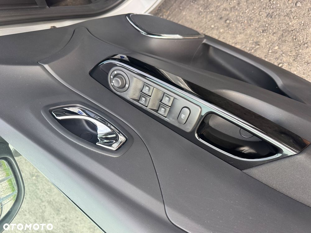 Renault Captur - 24