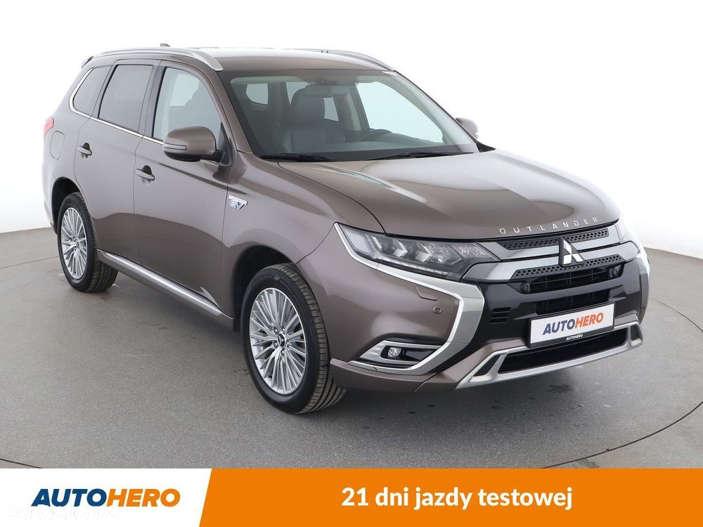 Mitsubishi Outlander - 8