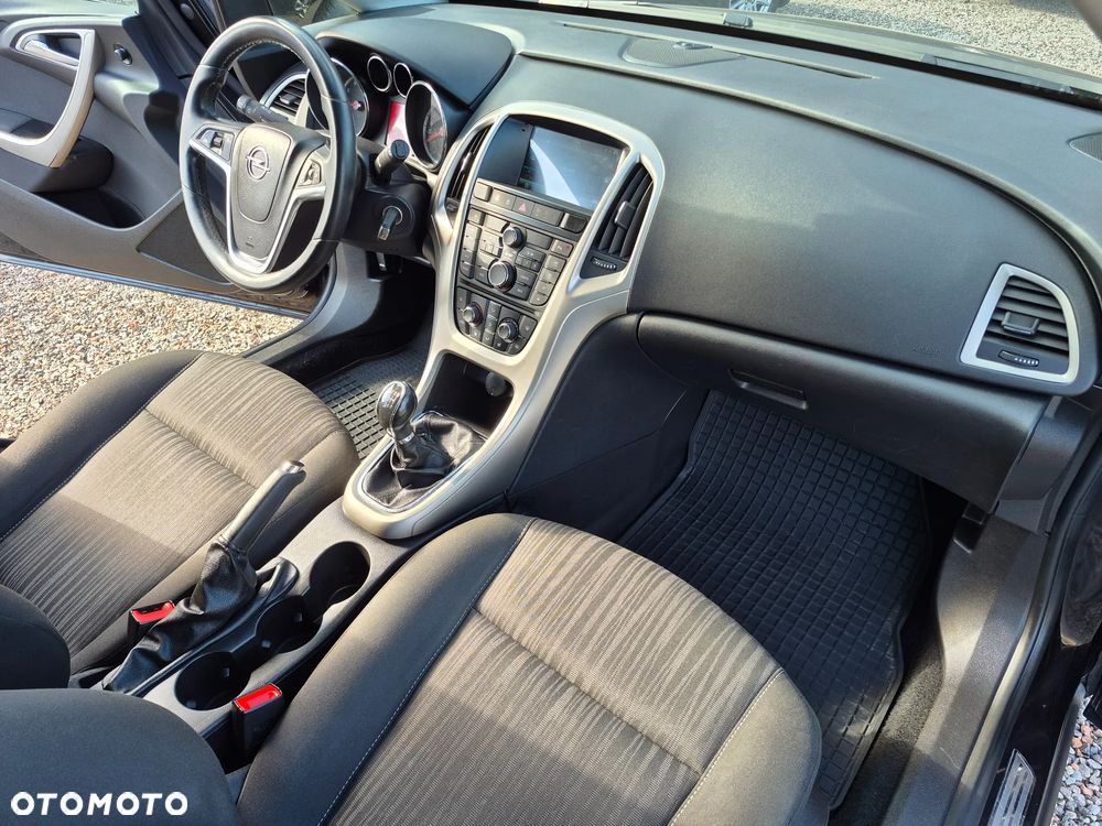 Opel Astra 1.4 T Cosmo - 18